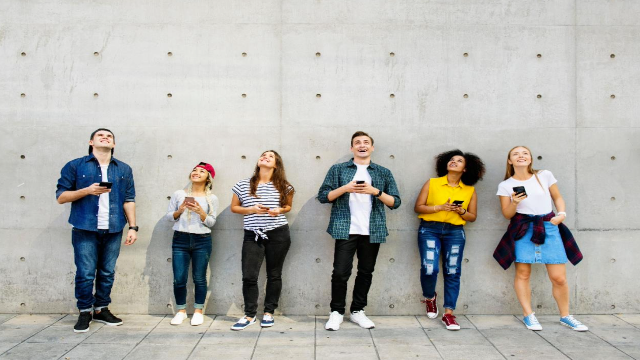 Fashion sebagai Bahasa Ekspresi Diri di Era Modern